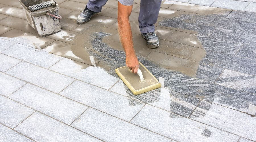Professional residential roofers in Troy, MI